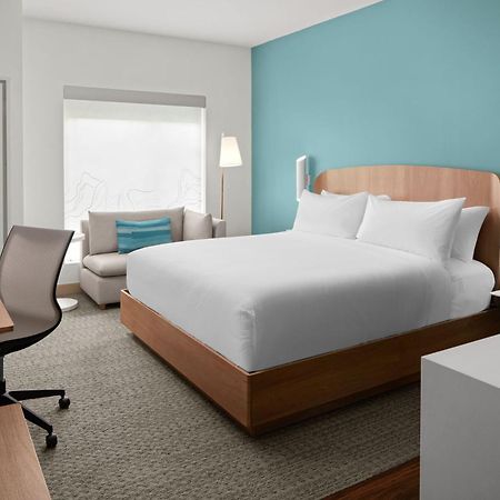 Element Charlotte Uptown Hotel Exterior photo